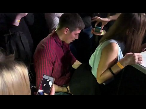 ❤️ sex tūturu i roto i te nightclub Russian. 18-tau-tawhito Russian kotiro i roto i te nono me te tara fucked i roto i te nightclub ❤❌ Homemade porn i mi.ixiporn.ru ❌️