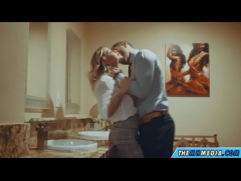 ❤️ Ina whakawaia koe e te kakaho tetona i roto i te wharepaku whanui ❤❌ Homemade porn i mi.ixiporn.ru ❌️